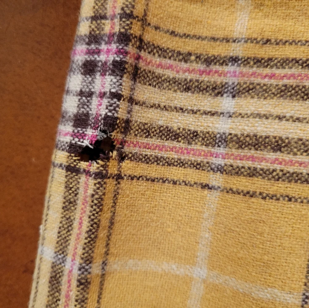 Gap Wool Plaid Patch Scarf - Picture 6 of 8